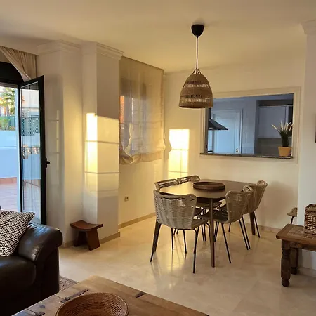 Luna Blanca Golf By Eaw Homes Apartment *