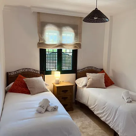 Luna Blanca Golf By Eaw Homes Apartment Estepona
